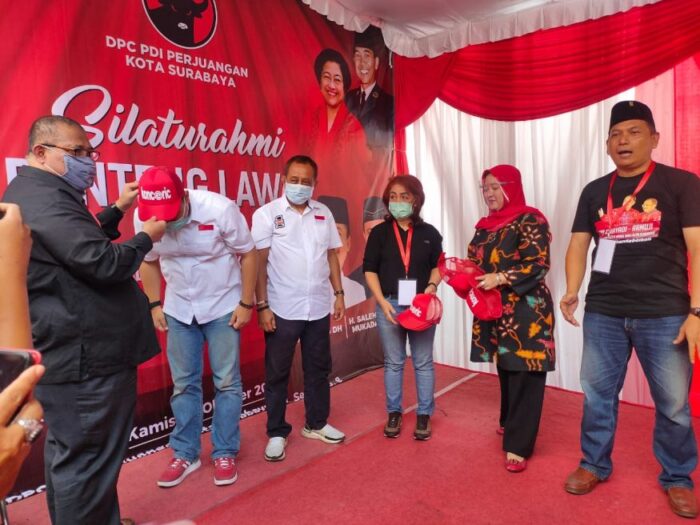 Para "Banteng Lawas" menyampaikan dukungan pada Eri-Armuji/ist