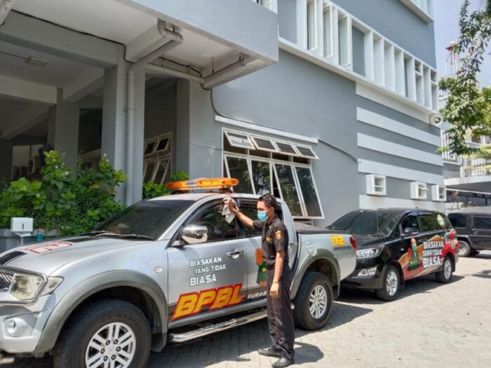 Mobil dinas Kaban Linmas/BS01