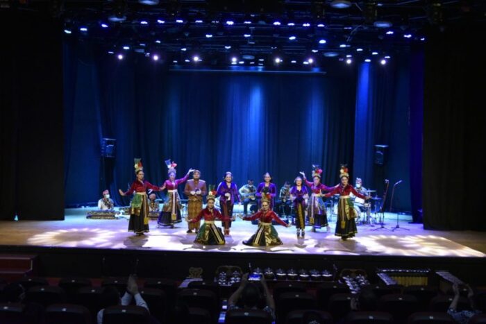 Pertunjukan kesenian di Balai Budaya Surabaya | Ist