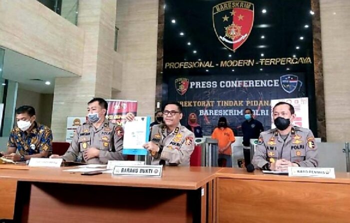 Jumpa pers terkait penangkapan tersangka penyebar hoax omnibus law | Ist