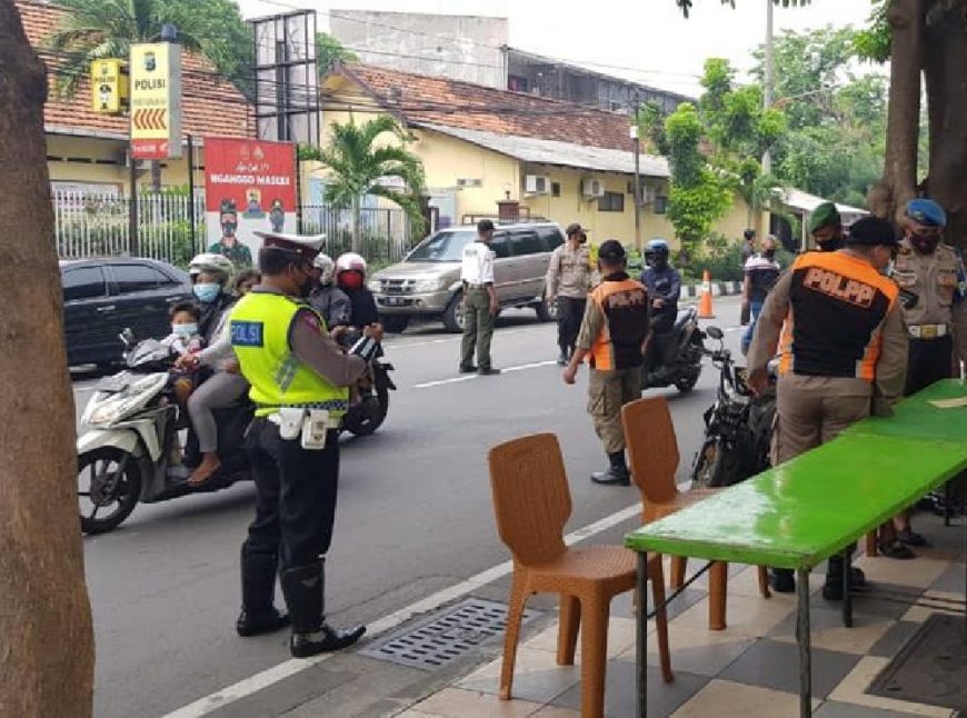 Razia masker kali ini berlangsung di Jalan Stasiun Kota, Sabtu (28/11) /Ist