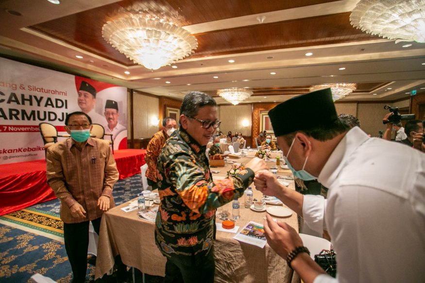 Sekjen DPP PDIP saat bertemu Eri/ist