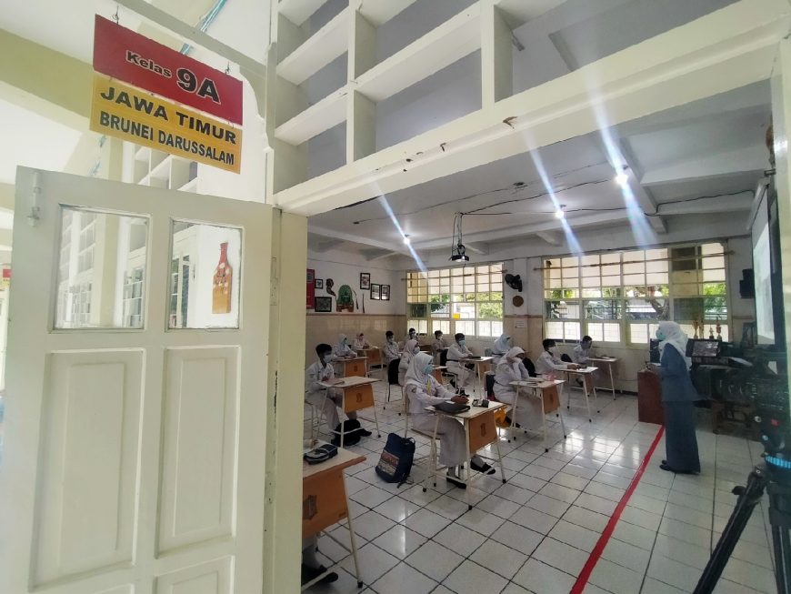 Simulasi sekolah tatap muka di SMPN 1 Surabaya /Bicara Surabaya