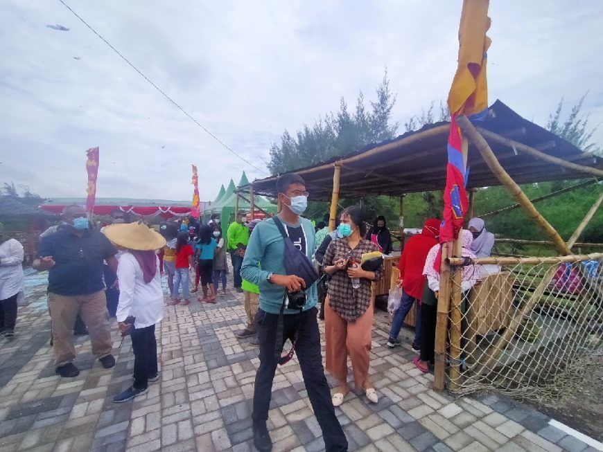 Stand pedagang di Kompleks Sentra Ikan Romokalisari Surabaya /Bicara Surabaya