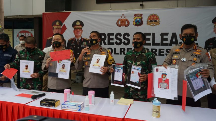 Jumpa pers kasus berita hoax yang berlangsung di Mapolres Gresik /Ist