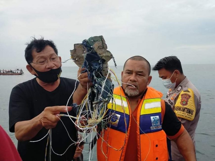 Penemuan yang diduga potongan kabel milik Pesawat Sriwijaya Air SJ 182 /Ist