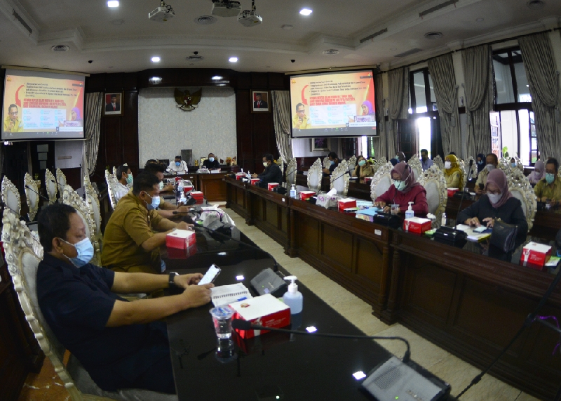 Rakor terkait PPKM di Balai Kota Surabaya /Ist