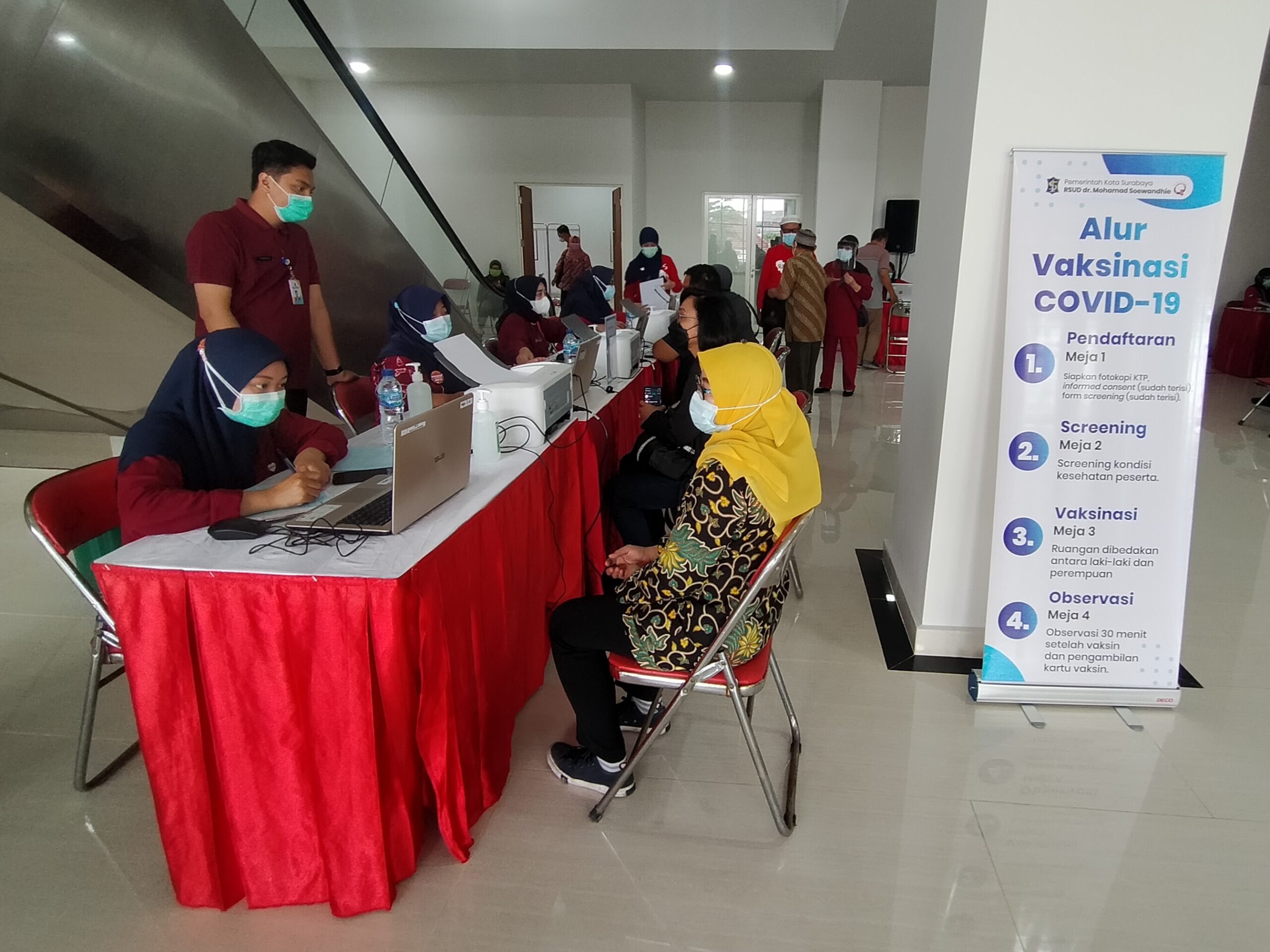 Vaksinasi Covid-19 di RSUD dr Soewandhie Surabaya /Dok. Bicara Surabaya