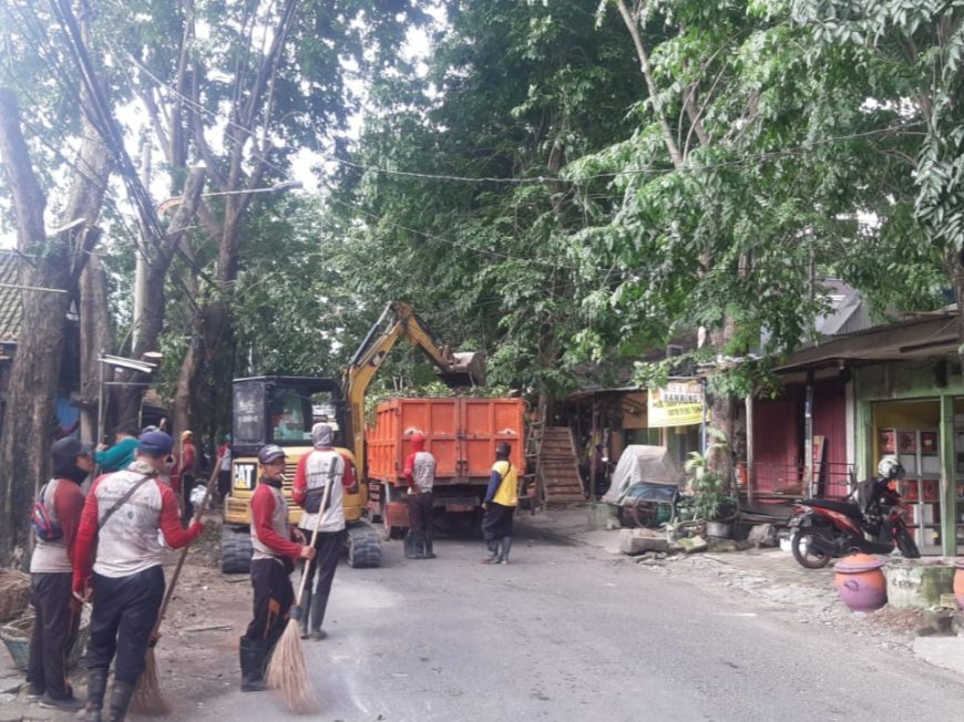 Penertiban bangunan liar jetis kulon surabaya