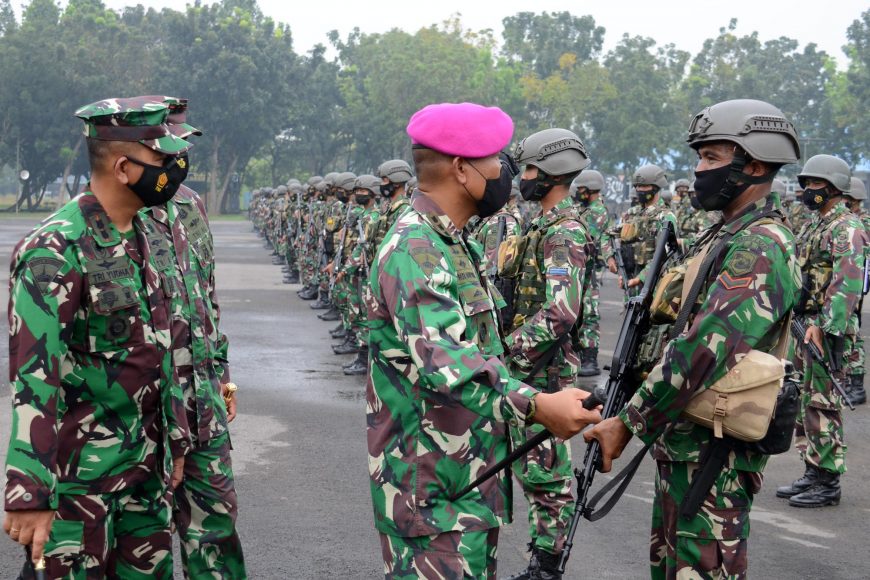 pemeriksaan kesiapan personel Yonif 3 Marinir /Dispen Kormar