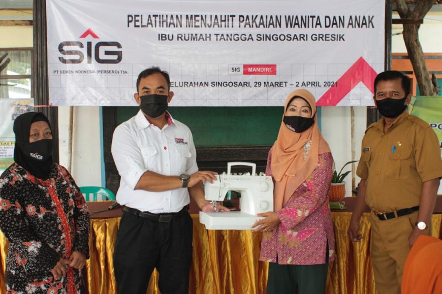 Pelatihan menjahit dari SIG/ist