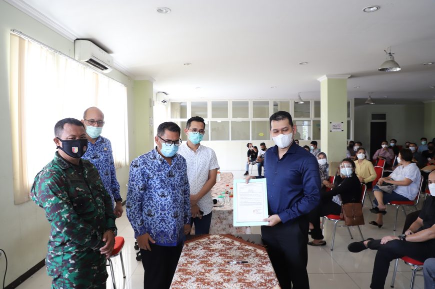 Proses penandatanganan pakta integritas kepada perwakilan RHU/ist