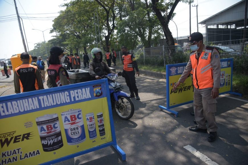 Dok. Penyekatan di kaki Jembatan Suramadu sisi Surabaya /Ist