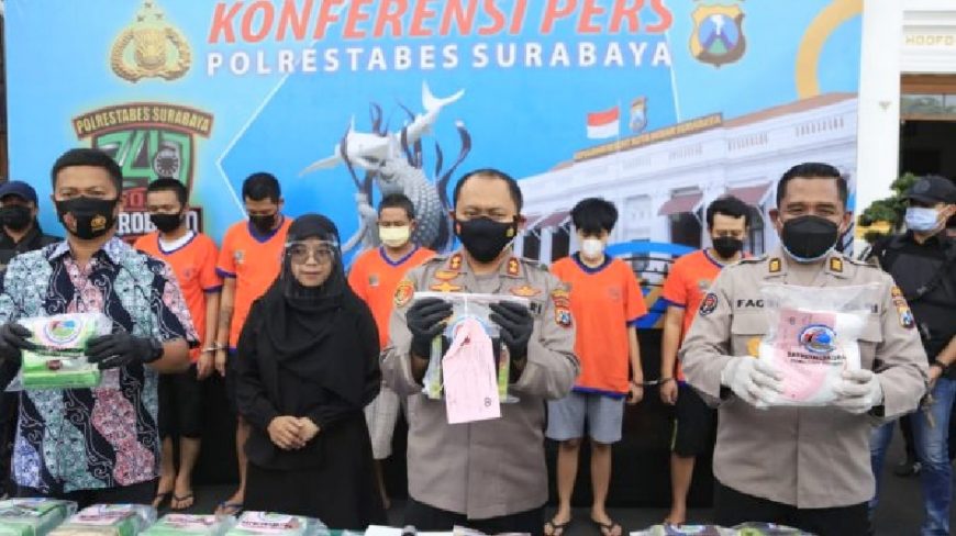 Konferensi pers di Mapolrestabes Surabaya /Ist