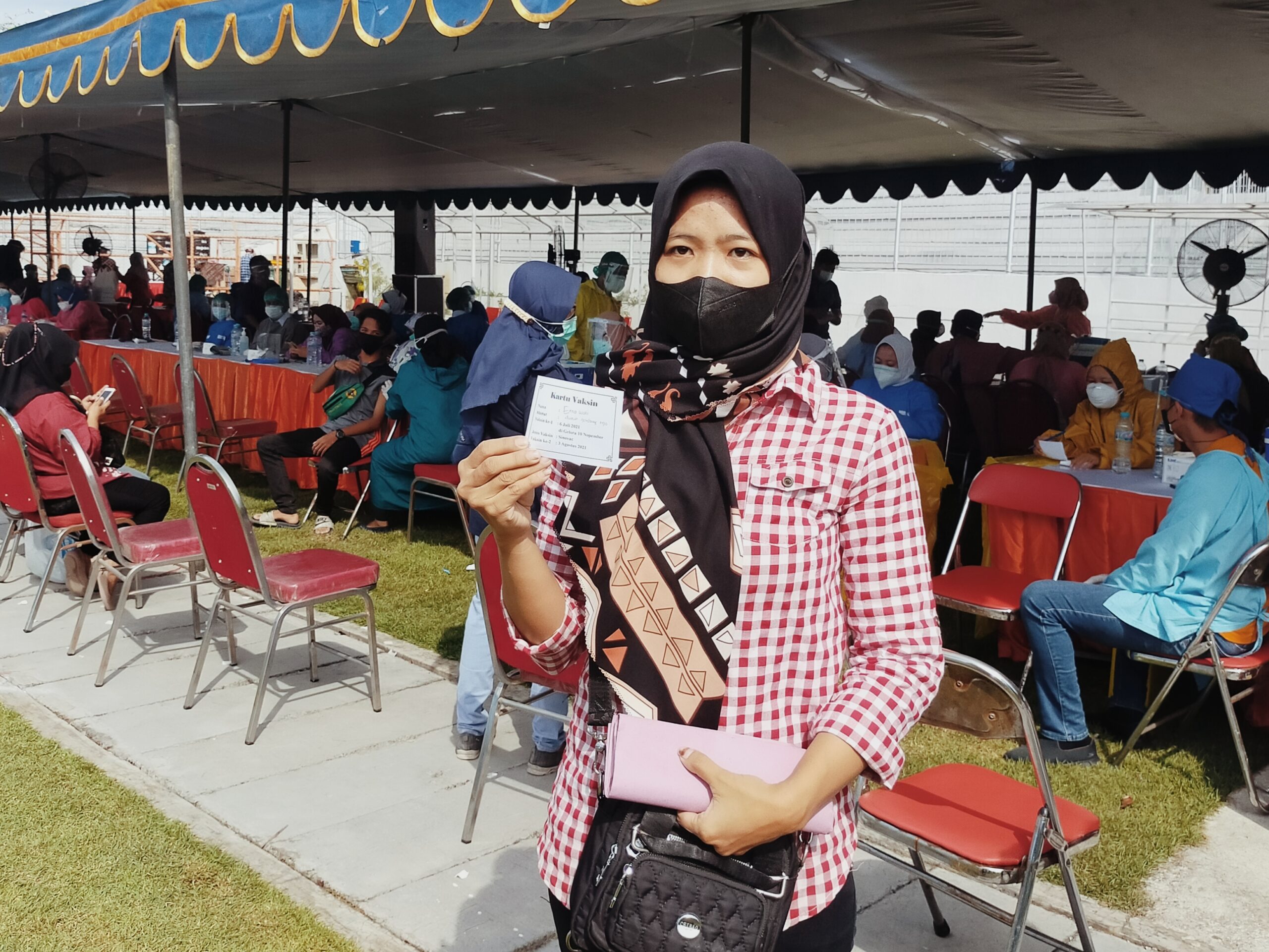 Salah satu peserta vaksinasi massal di G10N /dok. Bicarasurabaya.com