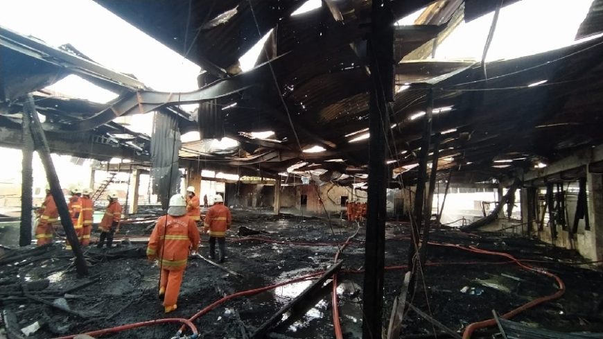Pasca peristiwa kebakaran di Pasar Kembang Surabaya /dok. Humas Pemkot Surabaya