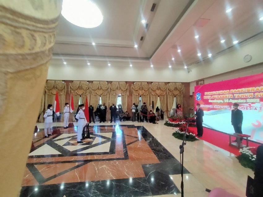 Acara pengukuhan anggota Paskibra /Foto: Bicara Surabaya