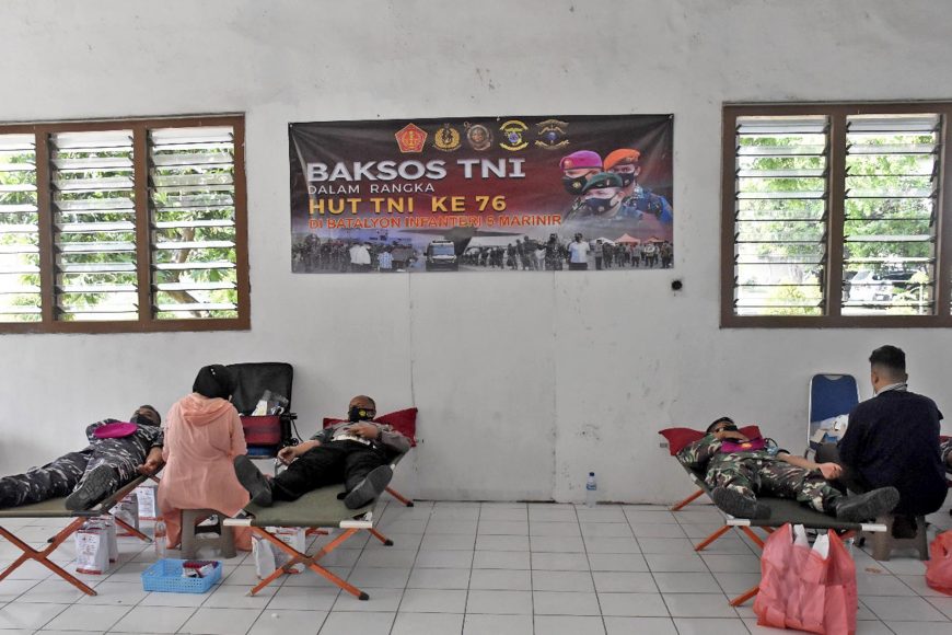 Kegiatan bakti sosial donor darah /dok. Dispen Kormar