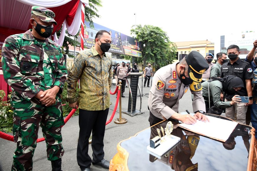 Kapolrestabes Surabaya, Kombes Pol A Yusep Gunawan, saat pemusnahan barang bukti narkoba di Mapolrestabes Surabaya, Jum'at (24/9/2021) /Ist