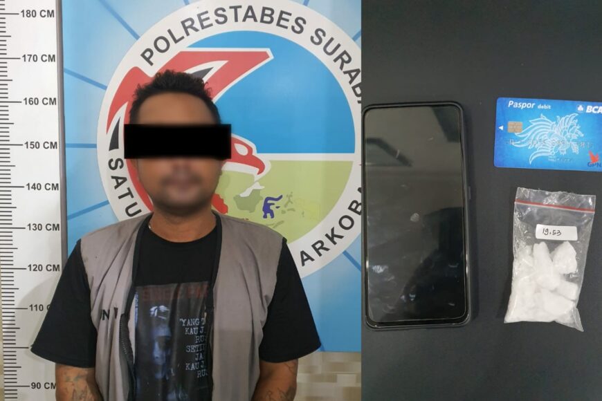 Pelaku FM beserta barang bukti sabu yang berhasil diamankan kepolisian /Ist