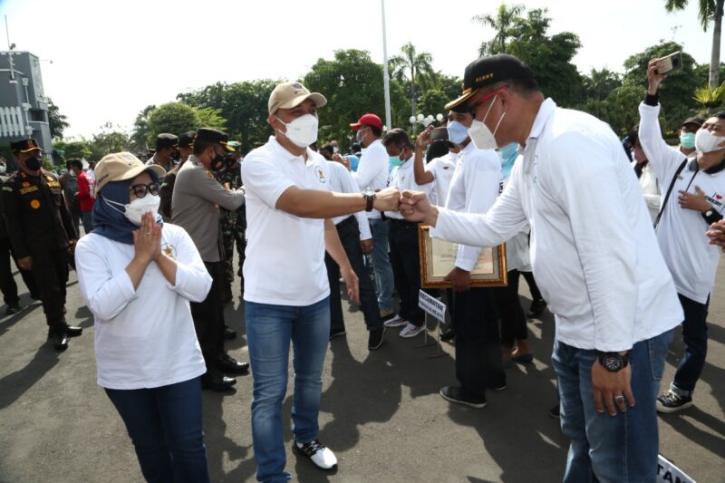 Wali Kota Eri Cahyadi usai apel bersama peluncuran program Kalimasada di halaman Balai Kota Surabaya /Ist