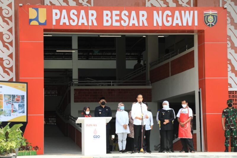 Presiden Joko Widodo meresmikan Pasar Besar Ngawi, Jumat (17/12/2021) /Ist