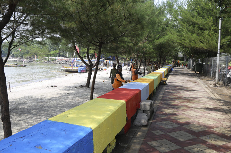 Kondisi Pantai Nambangan yang semakin berwarna/bicarasurabaya.com