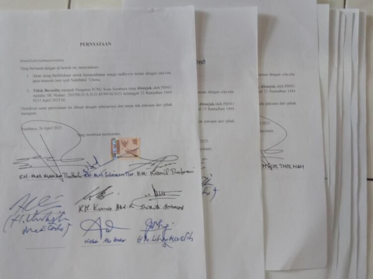 Surat pernyataan penolakan sejumlah Kiai di Kota Surabaya (Istimewa)