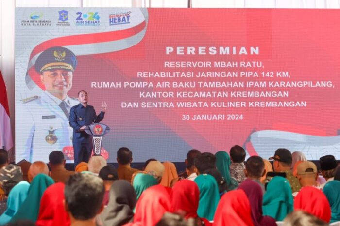 Wali Kota Eri saat peresmian sejumlah program strategis PDAM Surya Sembada/Bicarasuarbaya.com