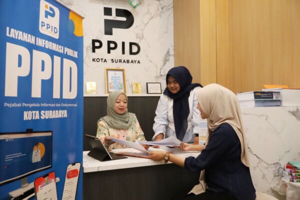 Pelayanan informasi publik di PPID Kota Surabaya/Dok.Diskominfo Surabaya