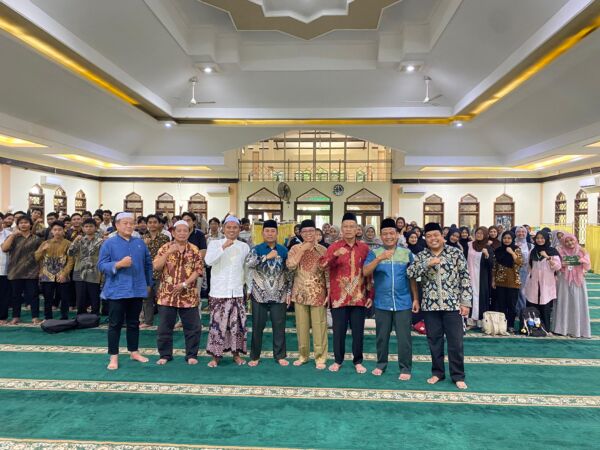 Acara penutupan pondok Bela Negara/Dok. bicarasurabaya.com