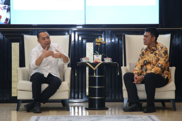 Pertemuan Wali Kota Eri dengan Wali Kota Blitar/dok.bicarasurabaya.com