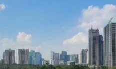 Cuaca Surabaya Cerah Berawan, Suhu Tembus 34 Derajat
