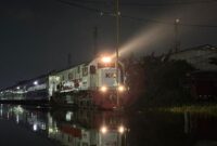 Jalur ka semarang dibuka lagi laju kereta dibatasi 5km perjam. (Foto: Istimewa/BS)