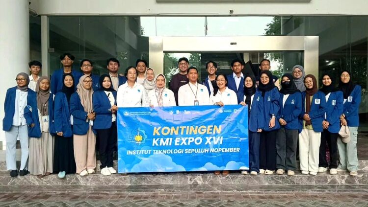 Pelepasan-delegasi-ITS-untuk-KMI-Expo-XVI-oleh-Rektor-ITS-Prof-Dr-HC-Ir-Bambang-Pramujati-ST-MSc-Eng-PhD/dok.istimewa