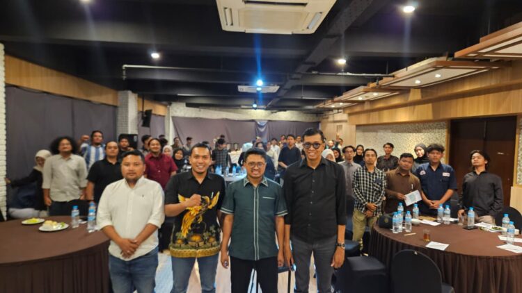 Foto bersama usai acara/dok.bicarasurabaya.com