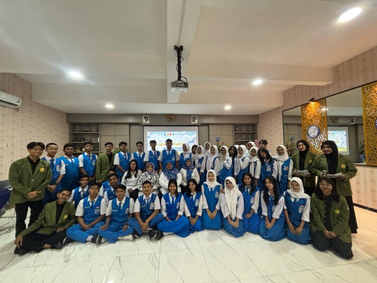 Foto bersama usai kegiatan/dok.bicarasurabaya.com