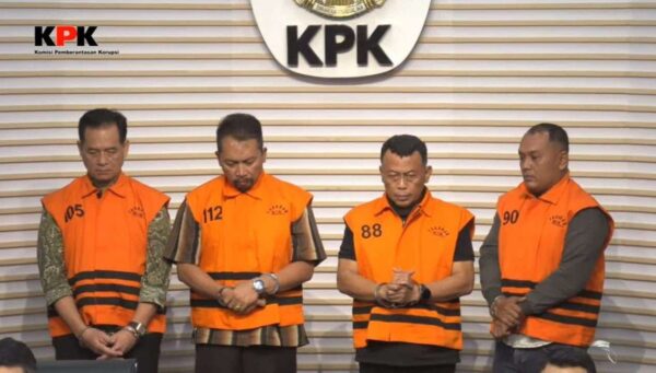 Mantan Bupati Ponorogo dan tiga tersangka lainnya (Foto: Dok-Ist/BS)