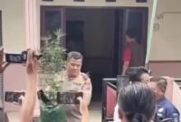 Foto: Tangkapan layar video @surabayakabarmetro/bs