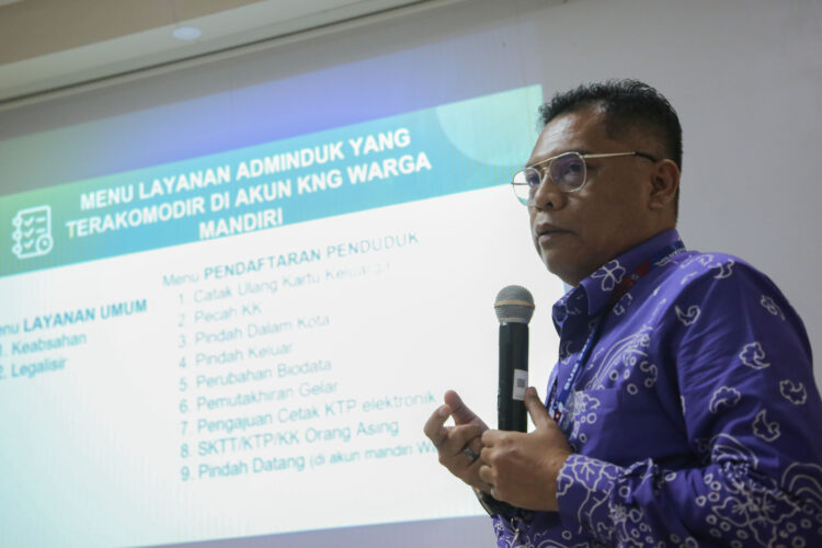dok. Kepala Dispendukcapil Kota Surabaya, Eddy Christijanto (Ist/BS)