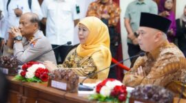Gubernur Khofifah saat rapat bersama Menhub/dok.bicarasurabaya.com