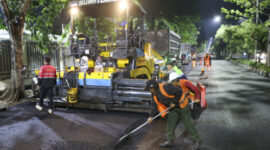 Pengaspalan yang dilakukan Pemkot Surabaya/dok.Bicarasurabaya.com