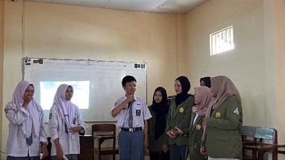 Penyuluhan moderasi beragama yang dilakukan oleh mahasiswa UPN Veteran Jawa Timur/dok.bicarasurabaya.com