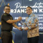 Penandatanganan Kerjasama terkait Pemulihan Aset dengan Kejati. (Foto : dok Diskominfo Surabaya)