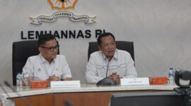 KPK serahkan sita barang buktikasus Bupati Probolinggo ke Lemhanas. (Foto: Ist)