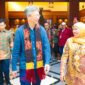 Gubernur Khofifah bertemu dengan Dubes Tiongkok di VIP Bandara Juanda untuk membahas kerjsama bidang ekonomi serta peningkatan SDM. (Foto: dok Humas Pemprov jatim)