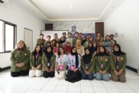 Foto bersama usai workshop di kantor kelurahan/dok.bicarasurabaya.com