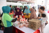 Kota Surabaya tetap gelar Pasar Murah usai Lebaran untuk menekan harga dipasaran. (Foto: dok Diskominfo Surabaya)