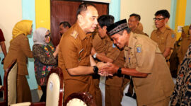 Wali Kota Eri Cahyadi minta guru fokus untuk pembelajaran dibandingkan laporan administrasi. (Foto: dok Diskominfo Surabaya)