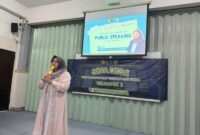 Dosen Ilmu Komunikasi UPN Veteran Jatim Dhelittya Finaliyani Putri saat menyampaikan materinya/dok.bicarasurabaya.com